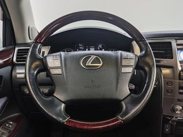 Lexus LX III Рестайлинг с пробегом 2013 года, цена 4 270 000 рублей, 351021 км, внедорожник, Автокод Объявления