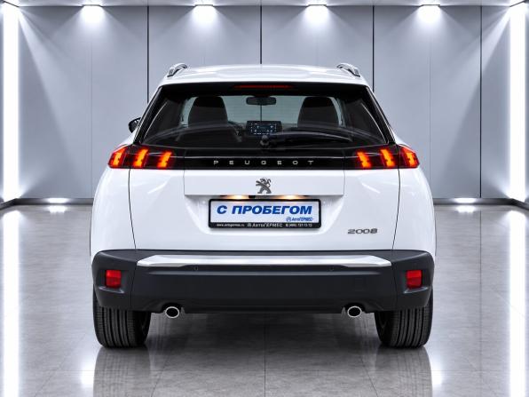 Peugeot 2008 II с пробегом 2023 года, цена 2 399 000 рублей, 8760 км, внедорожник, Автокод Объявления