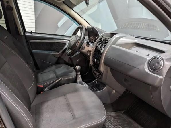 Renault Duster I Рестайлинг с пробегом 2018 года, цена 1 025 000 рублей, 201349 км, внедорожник, Автокод Объявления