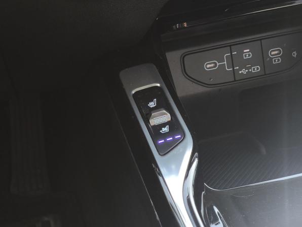 Kia Sorento IV Рестайлинг с пробегом 2024 года, цена 5 599 000 рублей, 44350 км, внедорожник, Автокод Объявления