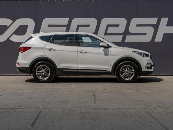 Hyundai Santa Fe III Рестайлинг с пробегом 2017 года, цена 2 247 000 рублей, 136113 км, внедорожник, Автокод Объявления