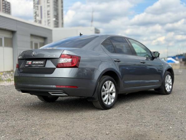 Skoda Octavia III (A7) Рестайлинг с пробегом 2018 года, цена 1 735 000 рублей, 121000 км, лифтбек, Автокод Объявления