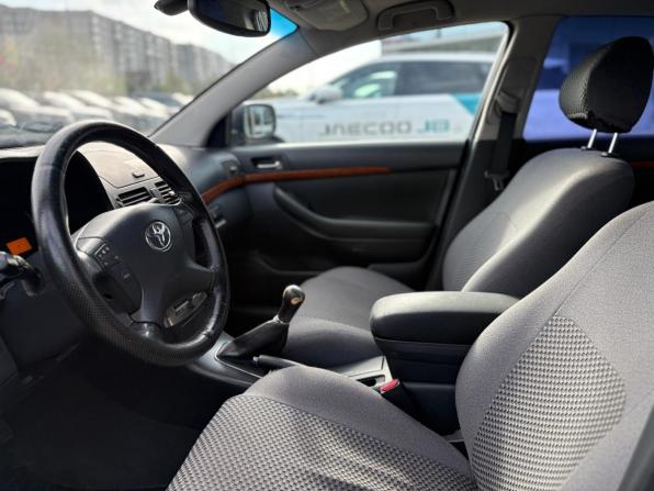 Toyota Avensis II Рестайлинг с пробегом 2006 года, цена 612 000 рублей, 234483 км, седан, Автокод Объявления