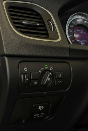 Volvo S60 II с пробегом 2012 года, цена 1 230 000 рублей, 154031 км, седан, Автокод Объявления