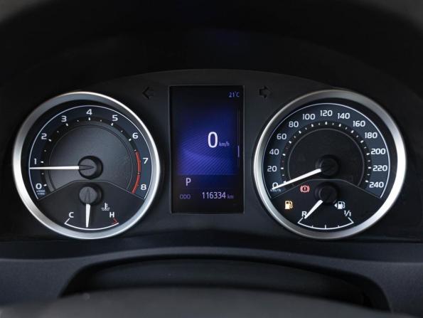 Toyota Corolla XI (E160 E170 E180) Рестайлинг 1 с пробегом 2017 года, цена 1 850 000 рублей, 116334 км, седан, Автокод Объявления