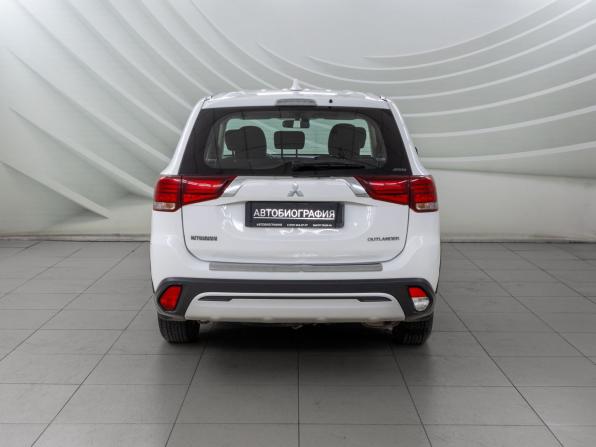 Mitsubishi Outlander III Рестайлинг 3 с пробегом 2019 года, цена 1 998 000 рублей, 150320 км, внедорожник, Автокод Объявления