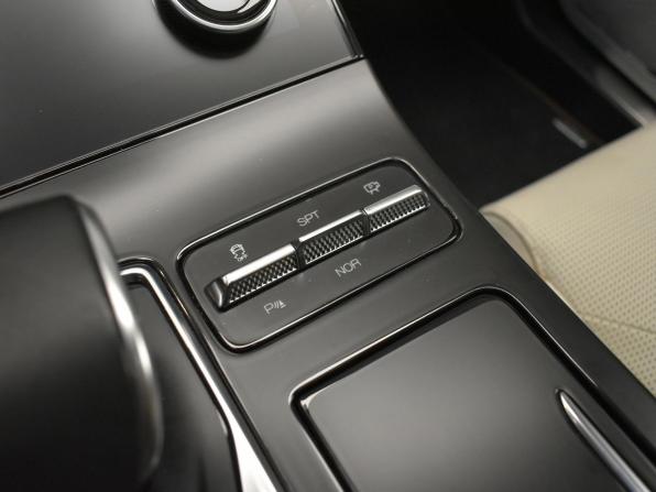 JETOUR X70 PLUS I Рестайлинг с пробегом 2024 года, цена 2 275 000 рублей, 55000 км, внедорожник, Автокод Объявления