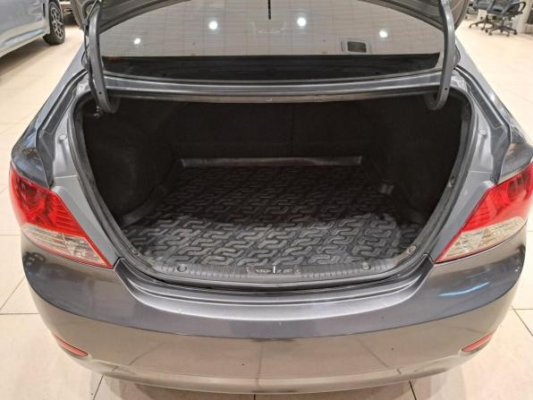 Hyundai Solaris I с пробегом 2013 года, цена 650 000 рублей, 154271 км, седан, Автокод Объявления