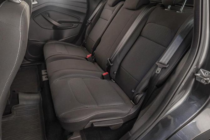 Ford Kuga II Рестайлинг с пробегом 2018 года, цена 1 699 000 рублей, 135000 км, внедорожник, Автокод Объявления