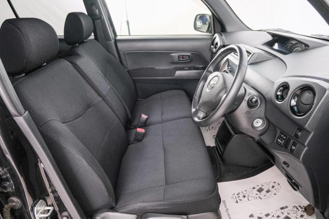 Toyota bB II Рестайлинг с пробегом 2012 года, цена 849 000 рублей, 80471 км, компактвэн, Автокод Объявления