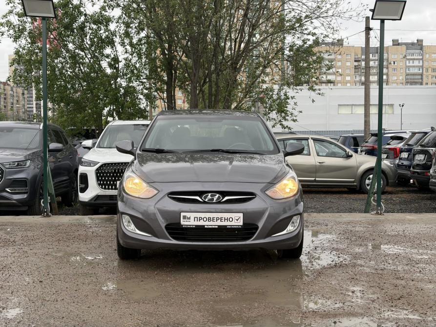 Hyundai Solaris I Санкт-Петербург  - изображение 2