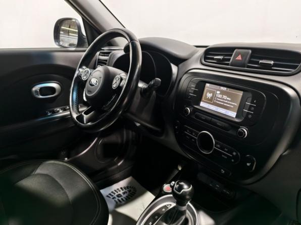 Kia Soul II Рестайлинг с пробегом 2018 года, цена 1 554 000 рублей, 71177 км, хэтчбек, Автокод Объявления