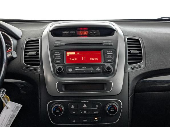 Kia Sorento II Рестайлинг с пробегом 2018 года, цена 1 990 000 рублей, 128539 км, внедорожник, Автокод Объявления