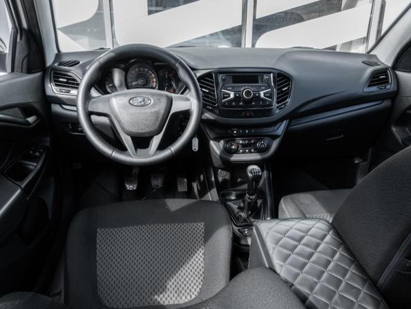 Lada (ВАЗ) Vesta I с пробегом 2018 года, цена 900 000 рублей, 111467 км, седан, Автокод Объявления