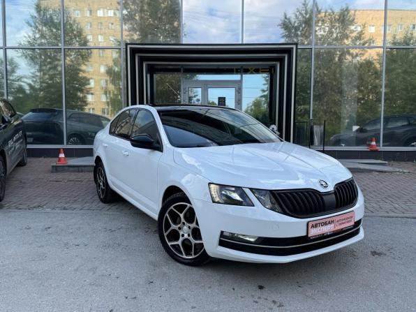 Skoda Octavia III (A7) Рестайлинг с пробегом 2018 года, цена 2 200 000 рублей, 74177 км, лифтбек, Автокод Объявления