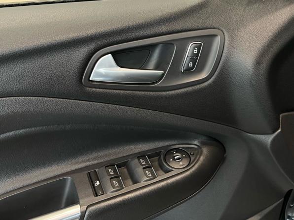 Ford Kuga II с пробегом 2013 года, цена 1 190 000 рублей, 189000 км, внедорожник, Автокод Объявления