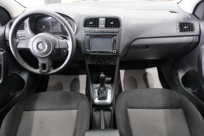 Volkswagen Polo V с пробегом 2011 года, цена 659 000 рублей, 241000 км, седан, Автокод Объявления