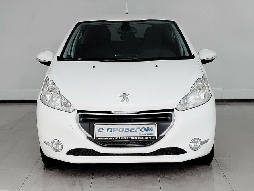 Peugeot 208 I Москва  - изображение 2