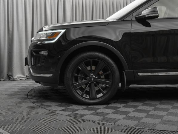 Ford Explorer V Рестайлинг 2 с пробегом 2019 года, цена 3 200 000 рублей, 137573 км, внедорожник, Автокод Объявления