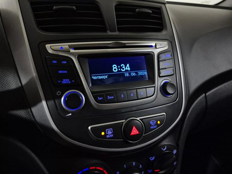 Hyundai Solaris I Рестайлинг Альметьевск  - изображение 17