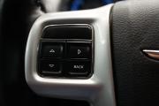 Chrysler Town &amp; Country V Рестайлинг Крым  - изображение 52