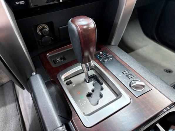 Toyota Land Cruiser 200 Series Рестайлинг 1 с пробегом 2014 года, цена 5 290 000 рублей, 180045 км, внедорожник, Автокод Объявления
