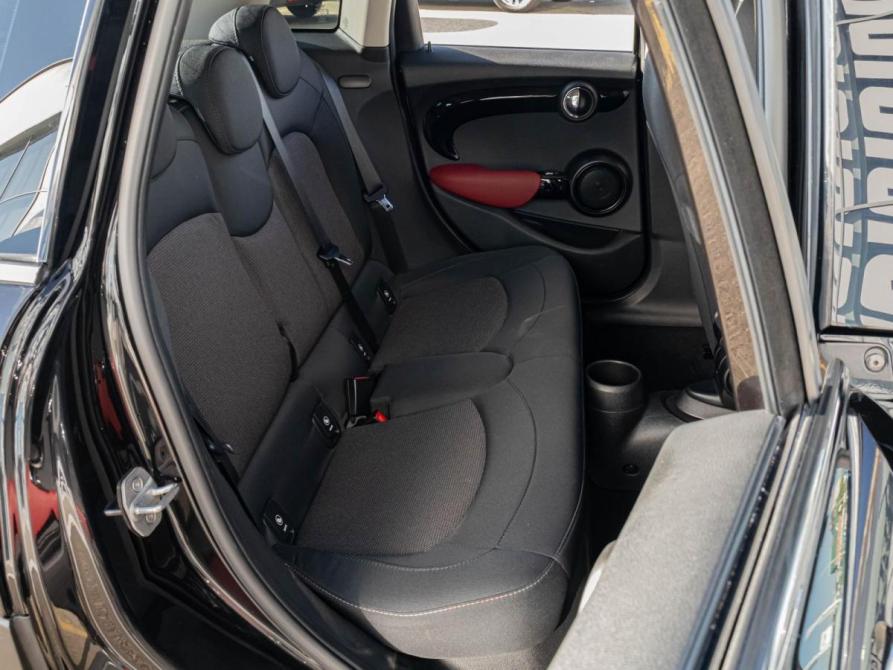 Mini Hatch III (F55/F56) Рестайлинг Краснодар  - изображение 7