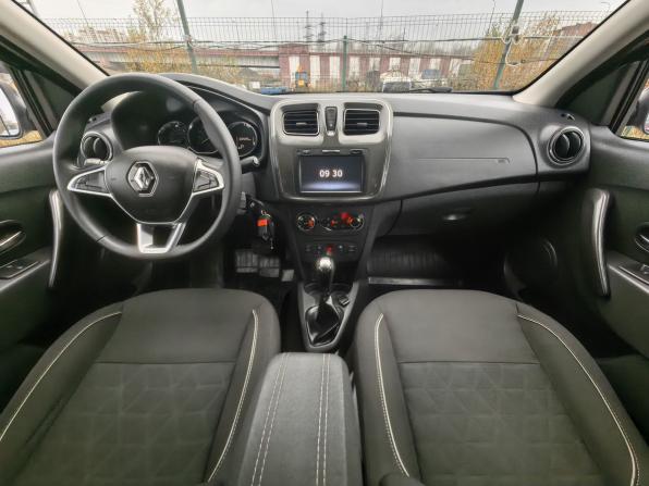 Renault Logan II Рестайлинг с пробегом 2019 года, цена 1 279 000 рублей, 102800 км, седан, Автокод Объявления