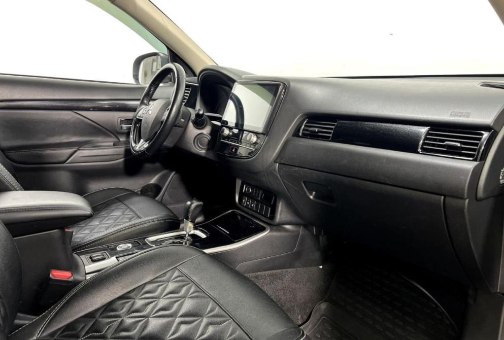 Mitsubishi Outlander III Рестайлинг 3 Нижний Новгород  - изображение 12