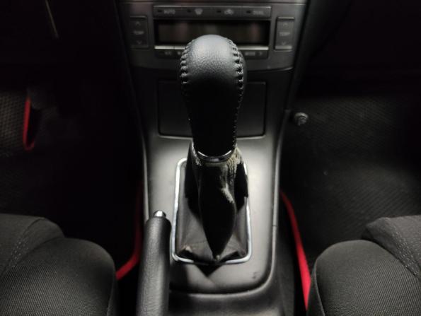 Toyota Avensis II Рестайлинг с пробегом 2006 года, цена 678 000 рублей, 189475 км, седан, Автокод Объявления