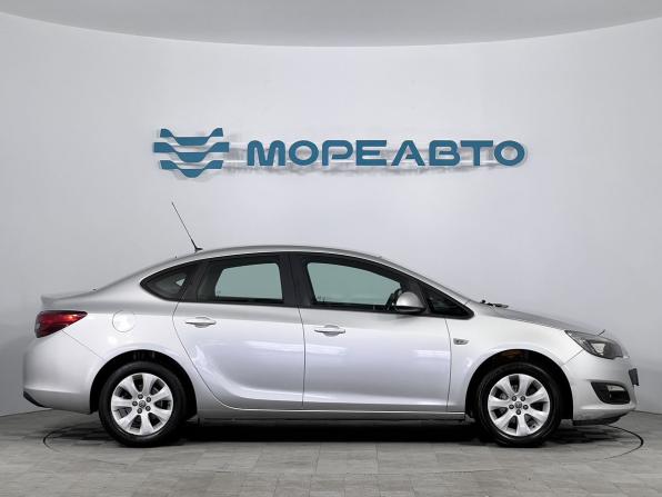 Opel Astra J Рестайлинг с пробегом 2014 года, цена 900 000 рублей, 167700 км, хэтчбек, Автокод Объявления