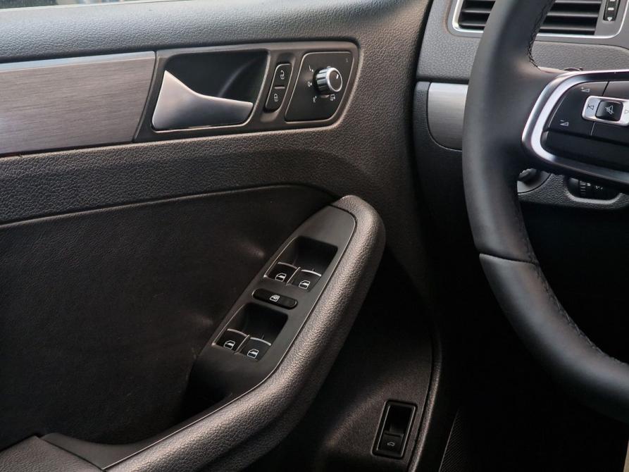 Volkswagen Jetta VI Челябинск  - изображение 13