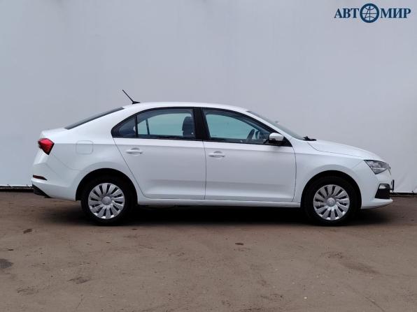 Skoda Rapid II с пробегом 2021 года, цена 1 711 500 рублей, 66153 км, лифтбек, Автокод Объявления