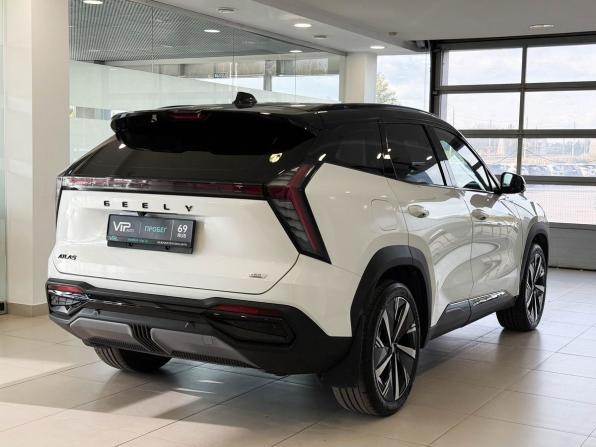 Geely Atlas II с пробегом 2024 года, цена 2 775 000 рублей, 54147 км, внедорожник, Автокод Объявления