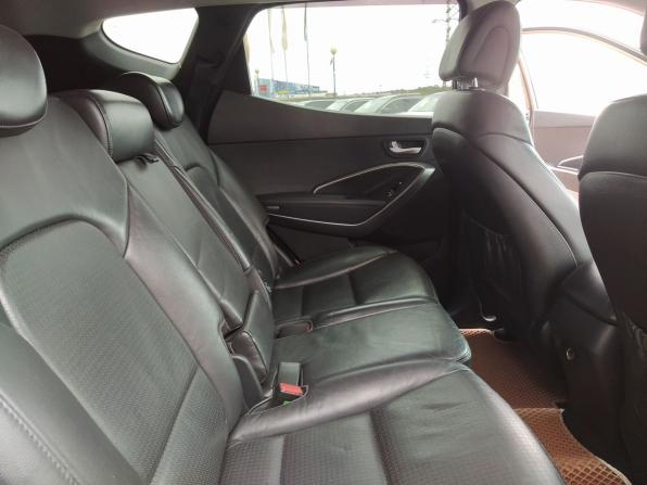 Hyundai Santa Fe III с пробегом 2012 года, цена 1 450 000 рублей, 268988 км, внедорожник, Автокод Объявления