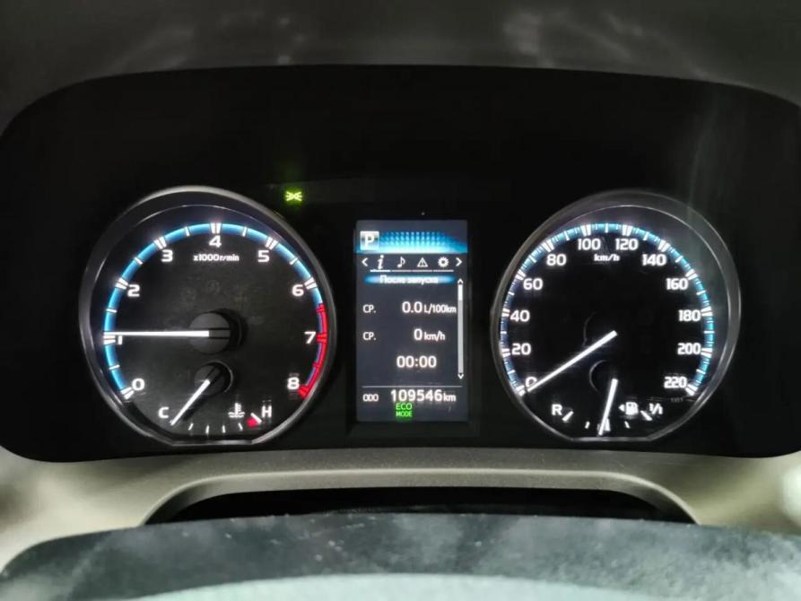 Toyota RAV4 IV (XA40) Рестайлинг Уфа  - изображение 9