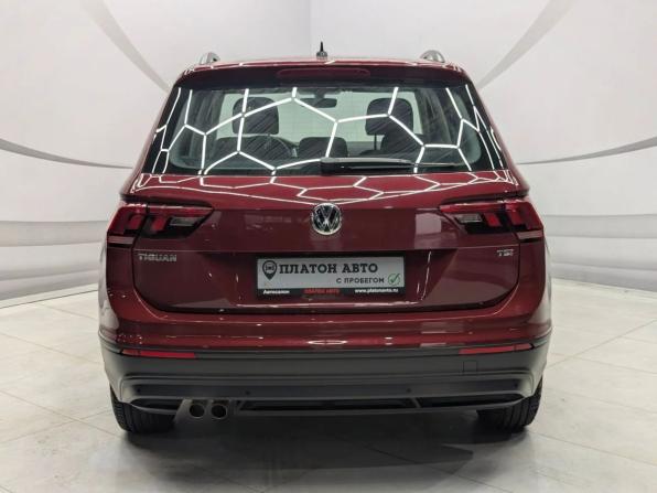 Volkswagen Tiguan II с пробегом 2017 года, цена 2 179 000 рублей, 80141 км, внедорожник, Автокод Объявления