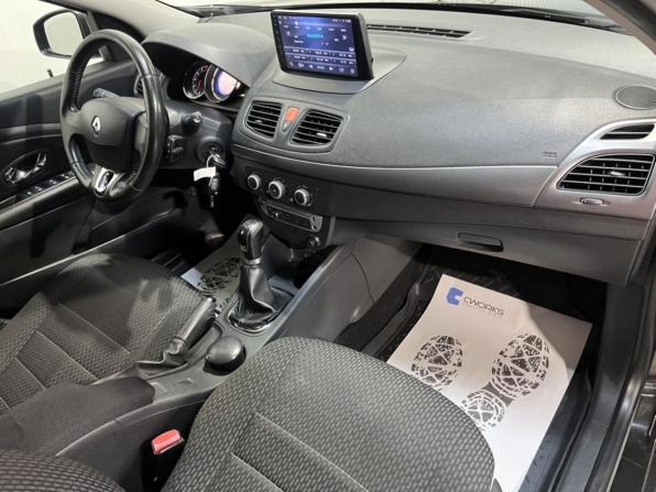 Renault Fluence I Рестайлинг с пробегом 2013 года, цена 748 000 рублей, 211804 км, седан, Автокод Объявления