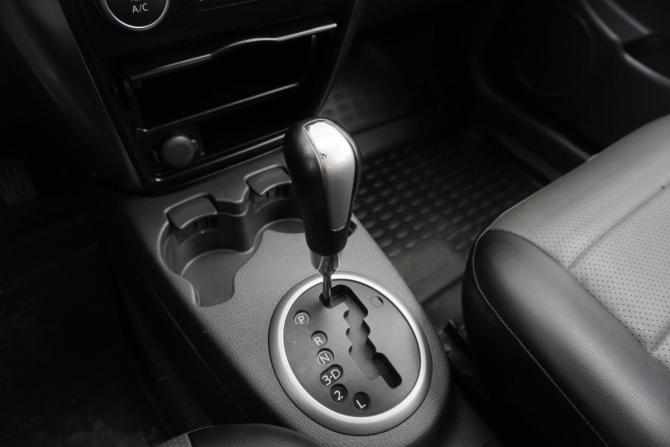 Suzuki SX4 I (Classic) Рестайлинг с пробегом 2010 года, цена 870 000 рублей, 172000 км, хэтчбек, Автокод Объявления
