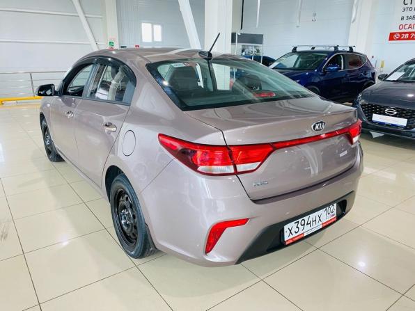Kia Rio IV с пробегом 2018 года, цена 1 230 000 рублей, 135990 км, седан, Автокод Объявления