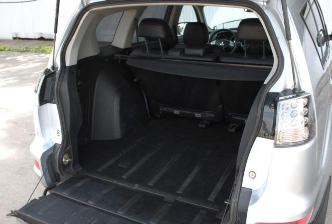 Mitsubishi Outlander II Рестайлинг с пробегом 2010 года, цена 1 090 000 рублей, 217762 км, внедорожник, Автокод Объявления