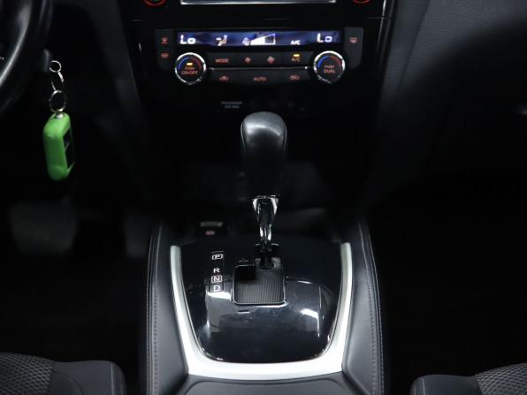 Nissan Qashqai II с пробегом 2016 года, цена 1 670 000 рублей, 125047 км, внедорожник, Автокод Объявления