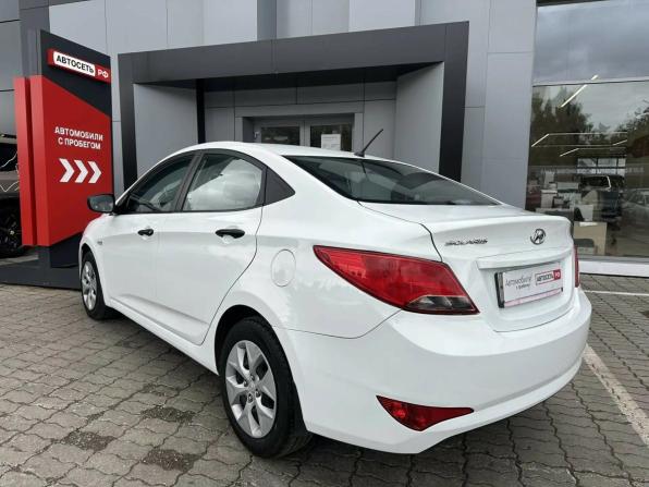 Hyundai Solaris I Рестайлинг с пробегом 2016 года, цена 936 801 рубль, 78551 км, седан, Автокод Объявления