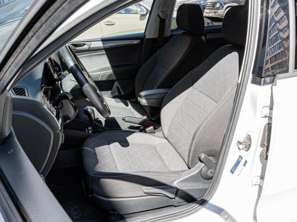 Volkswagen Polo VI с пробегом 2021 года, цена 1 599 000 рублей, 70848 км, лифтбек, Автокод Объявления
