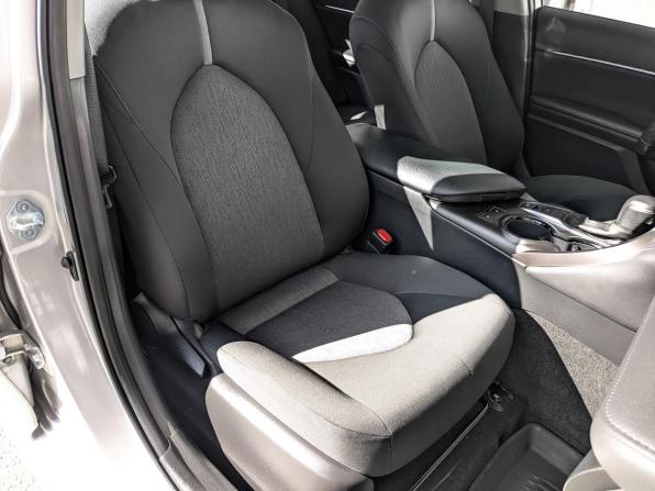 Toyota Camry VIII (XV70) Рестайлинг с пробегом 2021 года, цена 2 990 000 рублей, 50288 км, седан, Автокод Объявления