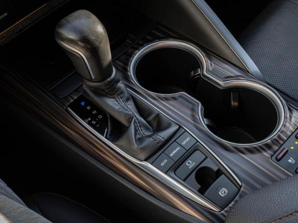 Toyota Camry VIII (XV70) с пробегом 2019 года, цена 3 920 000 рублей, 51906 км, седан, Автокод Объявления
