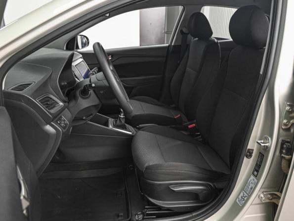 Hyundai Solaris II с пробегом 2019 года, цена 1 248 000 рублей, 142407 км, седан, Автокод Объявления