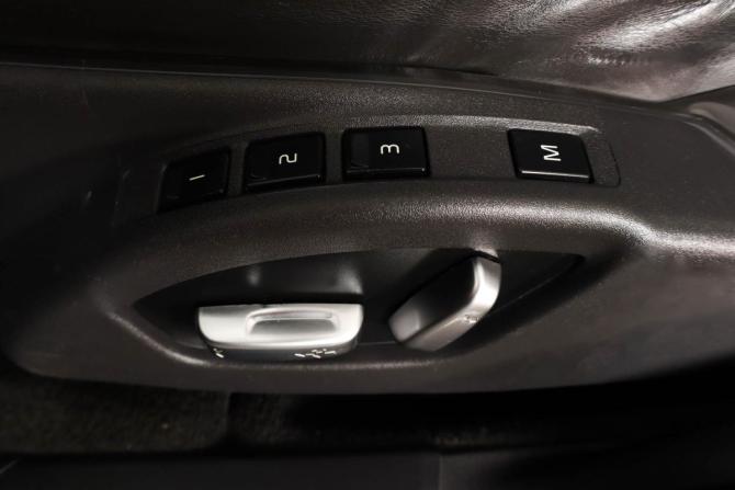 Volvo XC70 II с пробегом 2012 года, цена 1 479 000 рублей, 260125 км, универсал, Автокод Объявления