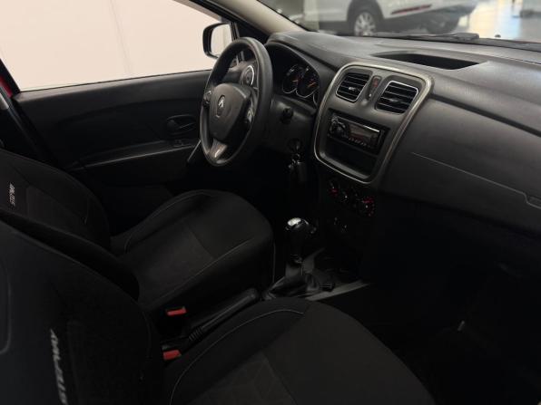 Renault Sandero II с пробегом 2016 года, цена 999 000 рублей, 87000 км, хэтчбек, Автокод Объявления
