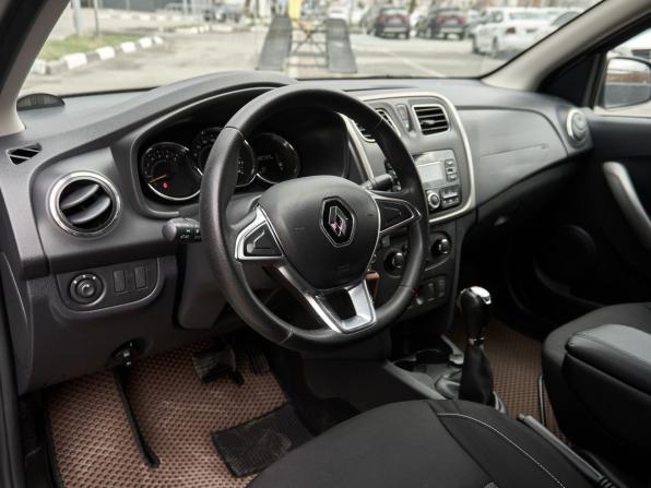 Renault Logan II Рестайлинг с пробегом 2019 года, цена 974 000 рублей, 80722 км, седан, Автокод Объявления